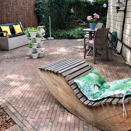 Retro Relax Midden In Het Bos Op De Veluwe In Chalet Putten